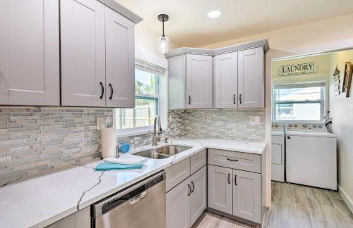 Merritt Island Home with Spa - 8 Mi to Cocoa Beach! - Foto 12