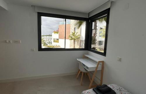 Modern garden apartment by Cabopino golf - Photo 33