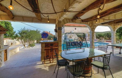 Gorgeous Home In Trogir With Sauna - Foto 13