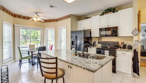 Spacious Richmond Hill Hideaway with Deck! - Foto 2