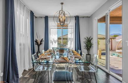 5Br3B Pool, 2mi to Fstvals, EV Chrgr, Gym, Games - Photo 2