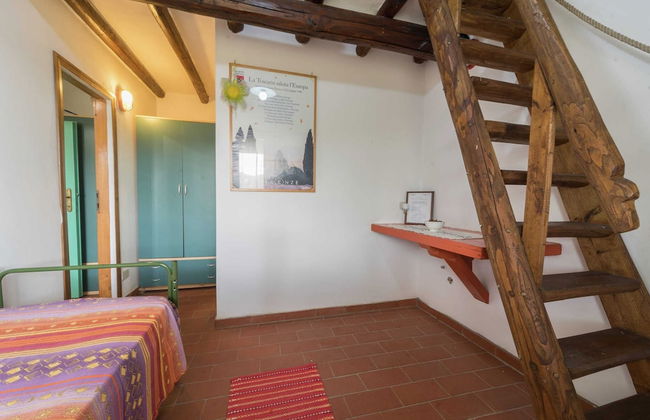 Rustic Chalet With Pool - Photo 5