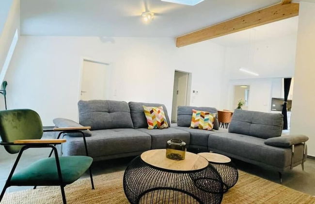 Penthouse 3 Bedrooms- Garden in Center - Photo 1