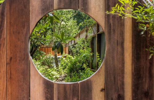 Cozy Creek Cabin - On Austin Creek Hot Tub - Dog Friendly - BBQ Grill - Fast WiFi - Foto 5