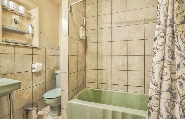 2BR Manitou Get Away Close To Everything! - Foto 18