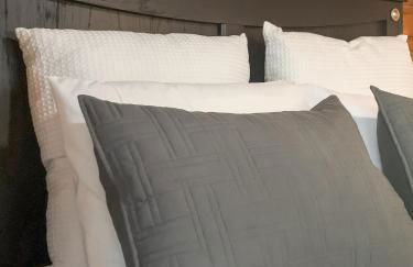 Downward Dog Lodge - Mountain Yoga Retreat, Hot Tub & Pet-Friendly Escape - Foto 38