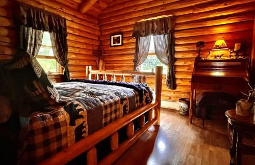 Romantic Nature Escape: Beautiful Log Cabin with Amazing Views and Hiking Trails Nearby in the White Mountains, New Hampshire - Foto 12