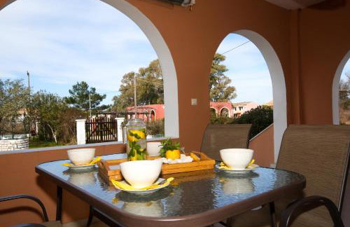 Yiouli Holiday Home - Foto 13