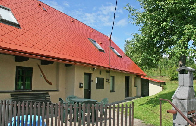 Authentic Holiday Home with Garden near Trutnov - Foto 14