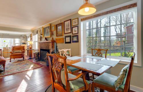 Hike, Sip and Explore! Blue Ridge Mtn Cabin with Porch - Foto 9