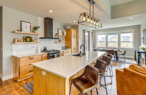 Stylish Montana Vacation Rental with Private Hot Tub - Foto 7