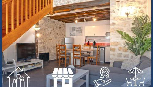 Triplex atypique-Cour intérieure-Commerces à pied - Foto 1