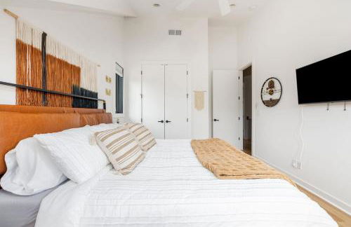 Extra Spacious 4 Bed / 4.5 Bath Music Row Home - Foto 24