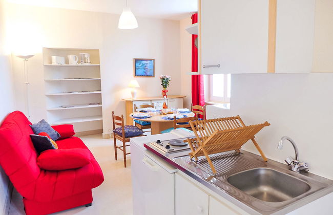 1 bedroom Apartment in La Richardais with garden - Photo 5