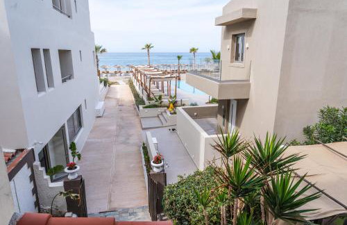 Chrispa's House Beachfront Bliss & Stunning Views - Foto 40