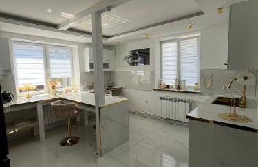 Luksusowa Ekskluzywna willa z sauną,siłownią dużym ekskluzywnym salonem na wyłączność eksluzywny duży dom 2 poziomy-dom nowoczesny styl elegancki 3 łazienki , sypialnia,salon, 2 duże garaże POMYSŁ NA JESIENNO ZIMOWY WYJAZD wolne terminy !! - Foto 20