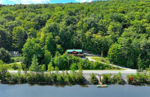All-Season Lake House Between Okemo and Killington! - Foto 28