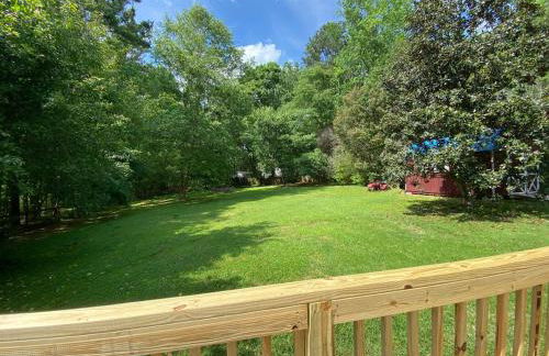 Beautiful recently updated 3bed and 2bath ranch - Foto 28