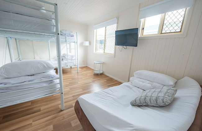 The Black Dolphin Holiday Park - Photo 45