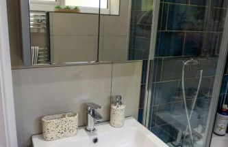 Modern 4BR House - Sleeps 10 - Central Birmingham - FREE Parking - Foto 32