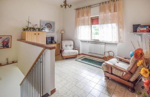 Stunning Apartment In Piano Di Gioviano - Foto 11