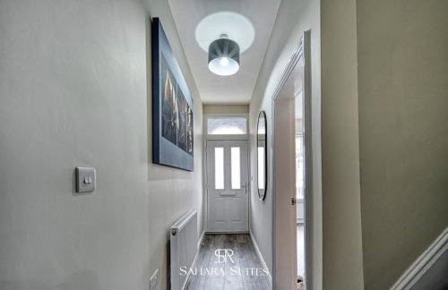 Spacious 5-Bedroom Home - Sleeps 10 - Manchester - Parking - Foto 21