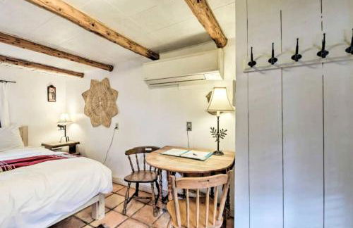 Studio-Style Log Cabin near Carson National Forest, New Mexico - Foto 22