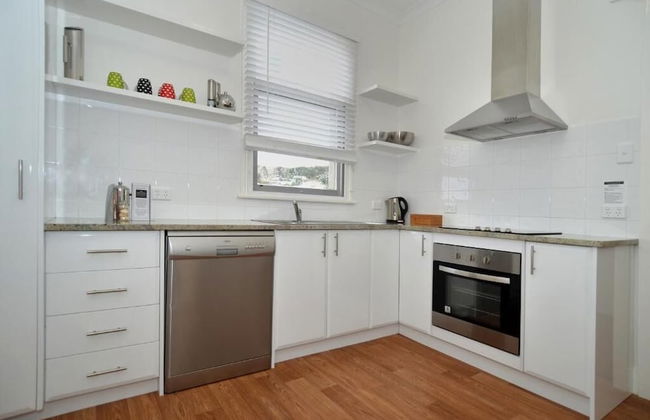 Albany Central Apartments - Photo 10