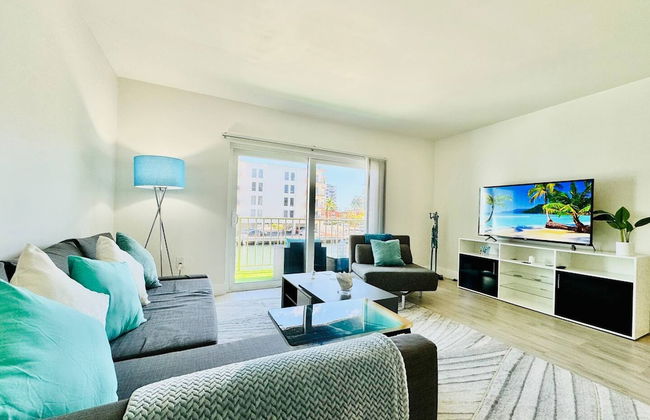 Waterfront 1BR Parking Walk to the Beach - Foto 21