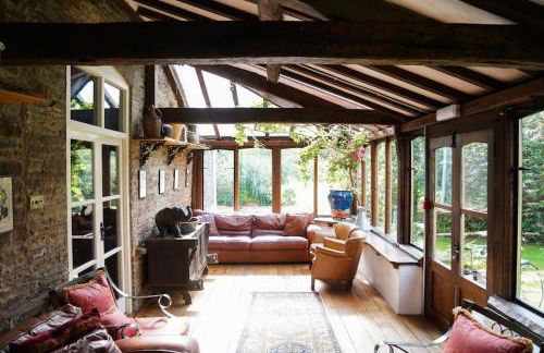 Beautiful farmhouse near Abergavenny - Sleeps 6-26 - Foto 8