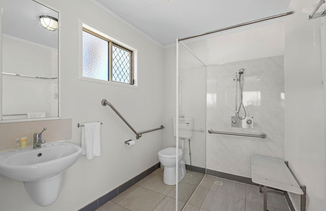 Crows Nest Tourist Park - Photo 60