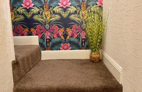 Bedford Contractor Base Sleeps 3 Secure Van Parking Fast WiFi - Foto 27