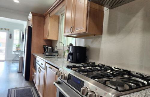 Lower Chelsea Lookout- On Water by Beach & Boards! - Foto 39