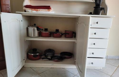 Casa espaçosa com linda piscina - Foto 17