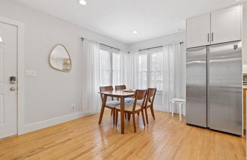 Bright Renovated ATX Home with Yard and Cowboy Pool - Foto 15