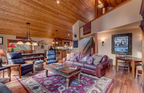 High Country Lodge by Tahoe Getaways - Tahoe Donner 4BR w Hot Tub, Air Conditioning, EV, HOA, Shuffleboard and Horse Shoe Pit - Foto 1