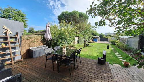 Maison proche des plages de la Côte d'Emeraude - Saint-Malo, Dinard, Dinan - Foto 2, Garden, Garden view