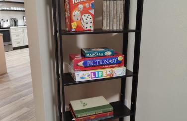 Spacious Upadated 2 King Beds Pets Welcome With Large Private and Fenced Yard Minutes to Beaches - Foto 36