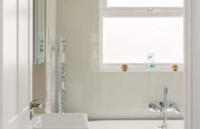 Tudor House Kingston Luxury 5 bed Villa - Foto 11