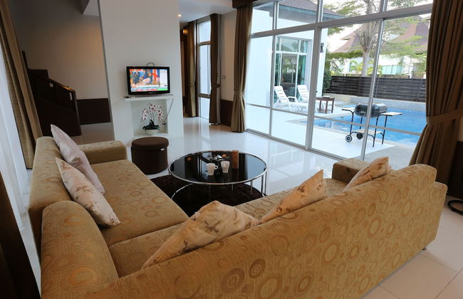 AnB Pool Villa 3BR Glass House in Pattaya - Foto 11