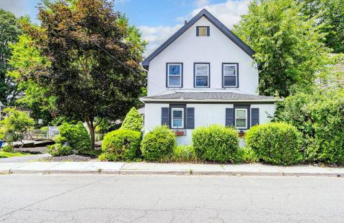 Two-Bedroom Home 25 min to NYC free parking-UNIT-2 - Foto 1