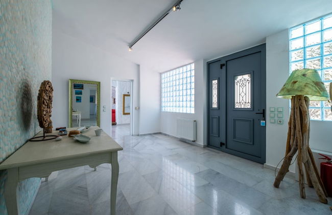 Icarus Luxury Beachfront Villa - Foto 7