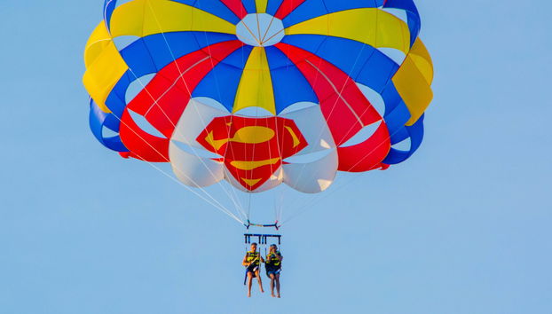 Parachute ascensionnel à Barcelone