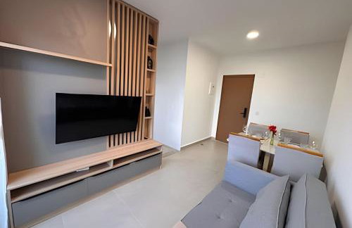 Apartamento na praia, 2 quartos e área de lazer - Foto 46