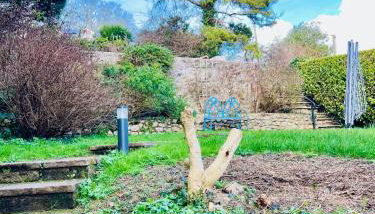 Amazing Large House, Lovely Newly Fitted Kitchen, Sleeps 8 , Nice Views and Garden, Plus a Beach Hut that is Located on Lyme Regis Beach - Foto 5