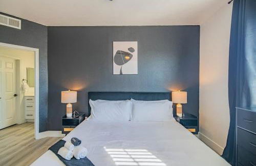 Relaxed 2BD King Bed Pool, Hot Tub, Gym, Parking - Foto 30