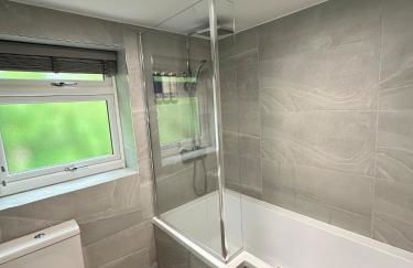 Contemporary Comfort 2-Bedroom 2 bath Home - Foto 22