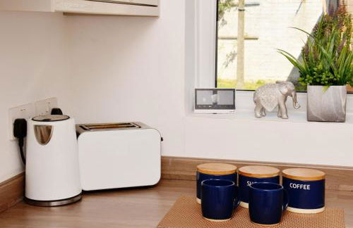 SM Dreams Unlimited Serviced Accommodation- Stanwell-Staines-Heathrow - Foto 15