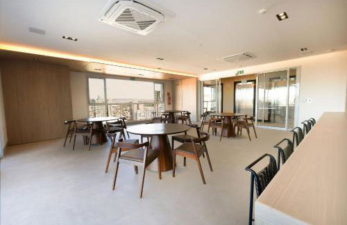 Estúdio Moderno no City House - Área de lazer com vista 360º e Piscina - Foto 30