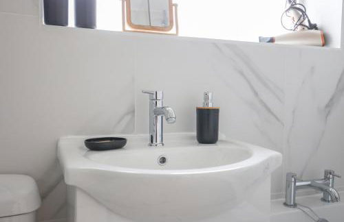 Newcastle Weekly & Monthly Offers, New 3 Bed House, Contractors, Families, Relocations Stays - Foto 8